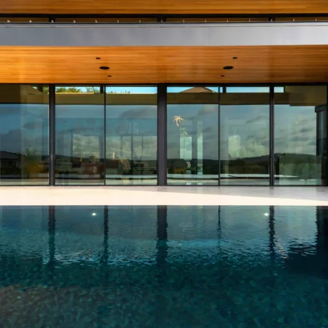 LuxView Slide
