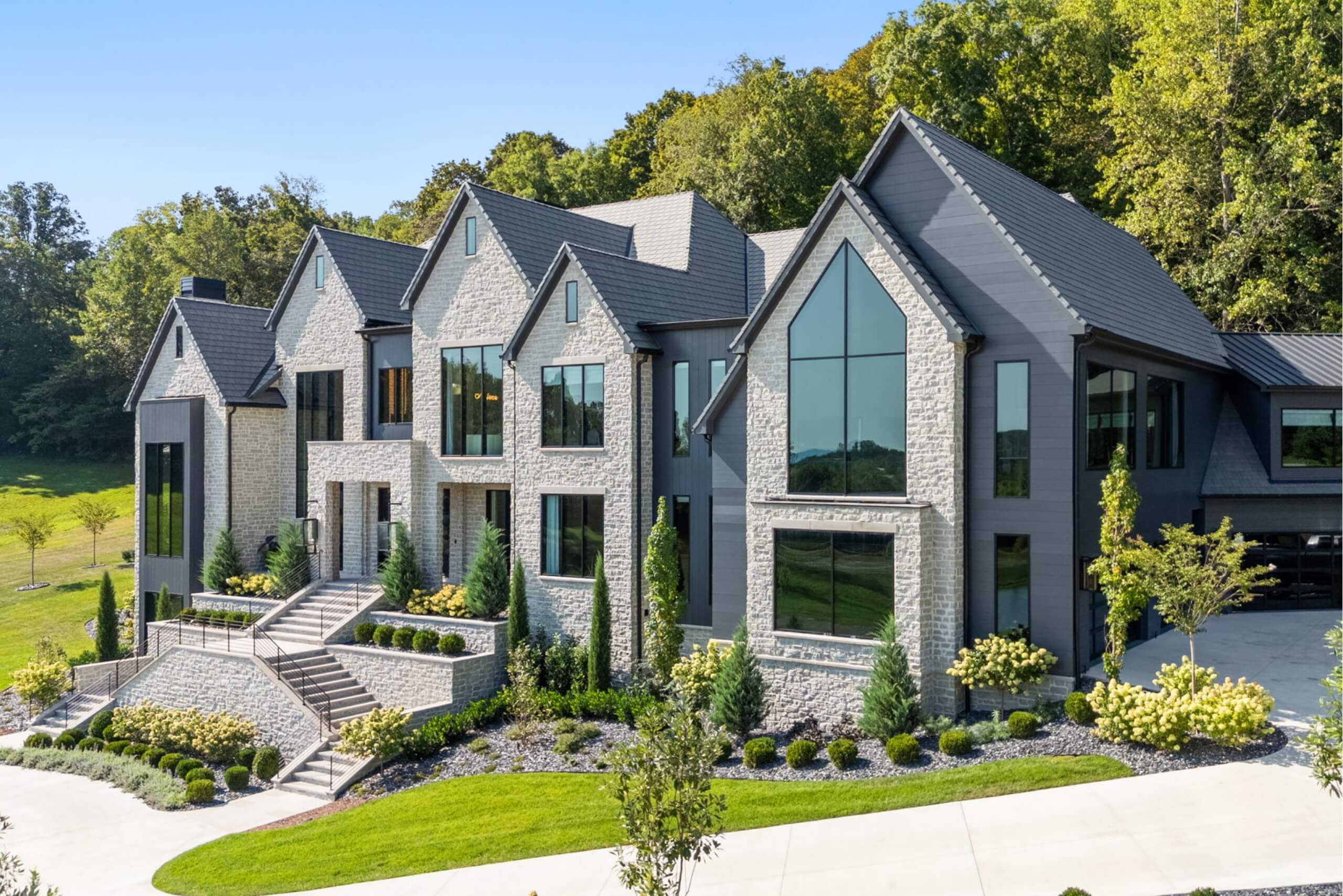 LuxView Harpeth Ridge- Hero