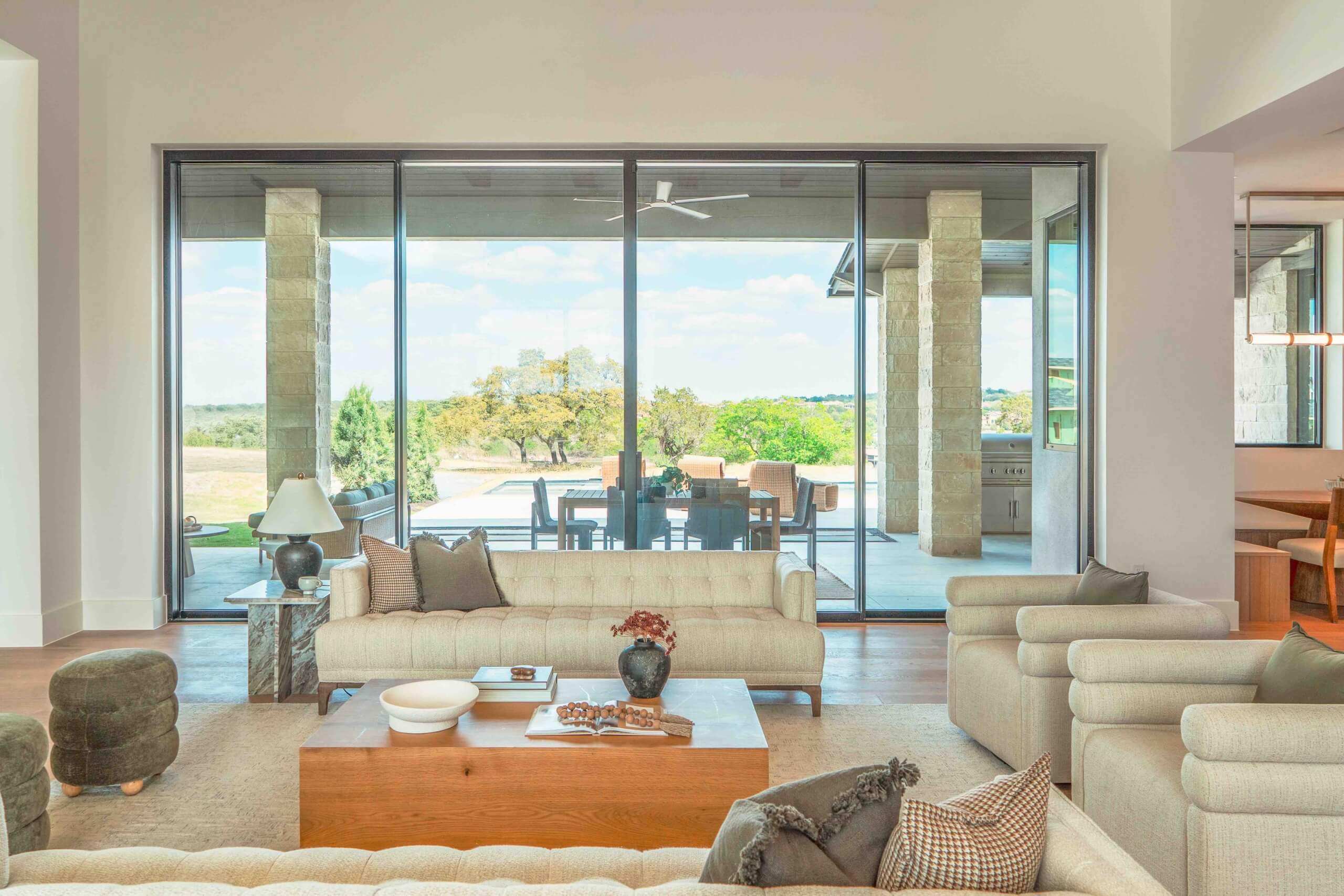LuxView The Peninsula - Defining Moment 1